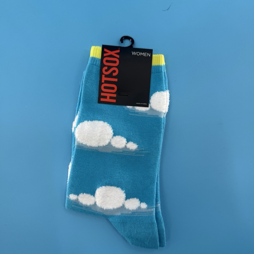Hot Sox Women's Cloud Print Crew Socks Blue Sky Pattern Size 9–11 New